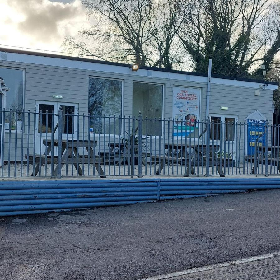 Warden Springs Caravan Park Ms16 Thornhill Road, Eastchurch,Me124Hf Sheerness Exteriér fotografie